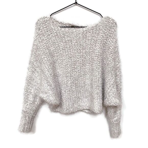 Urban Outfitters Ecote Fuzzy Eyelash Knit Cropped Sweater Boho Gray & White XS - Picture 1 of 10